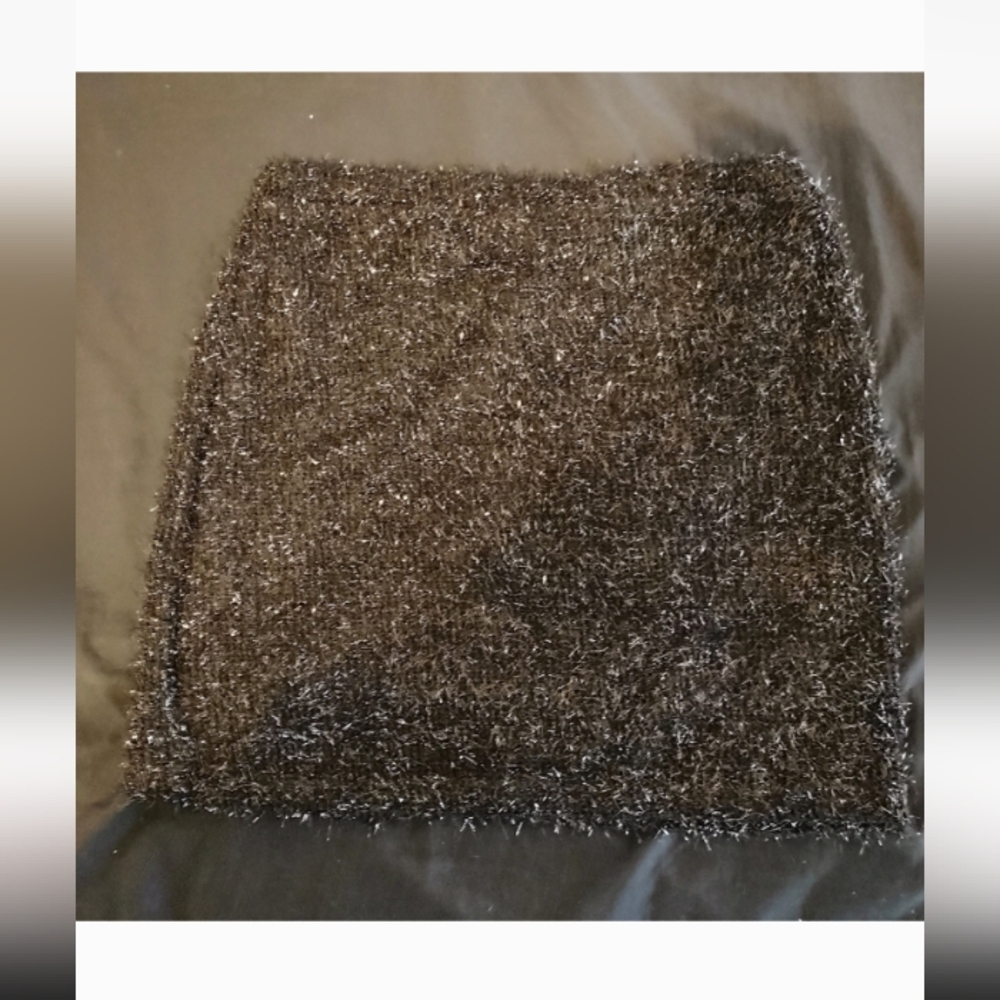 Vero Moda NWT Black and Silver Sparkle Fringe Shag Mini Skirt Size Small